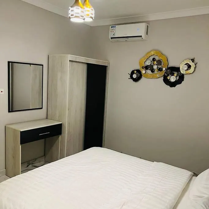 Luxury 4-Bedrooms Apartment العقبة