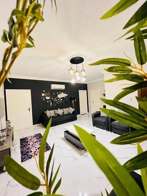 Luxury 4-Bedrooms Apartment العقبة