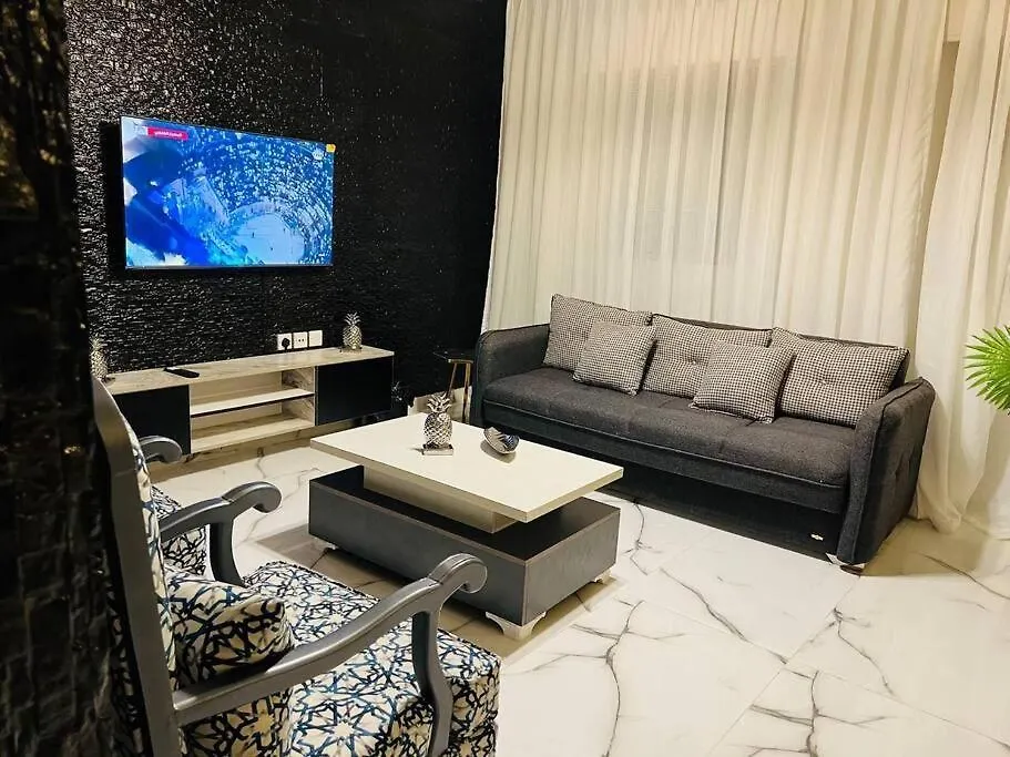 Luxury 4-Bedrooms Apartment العقبة